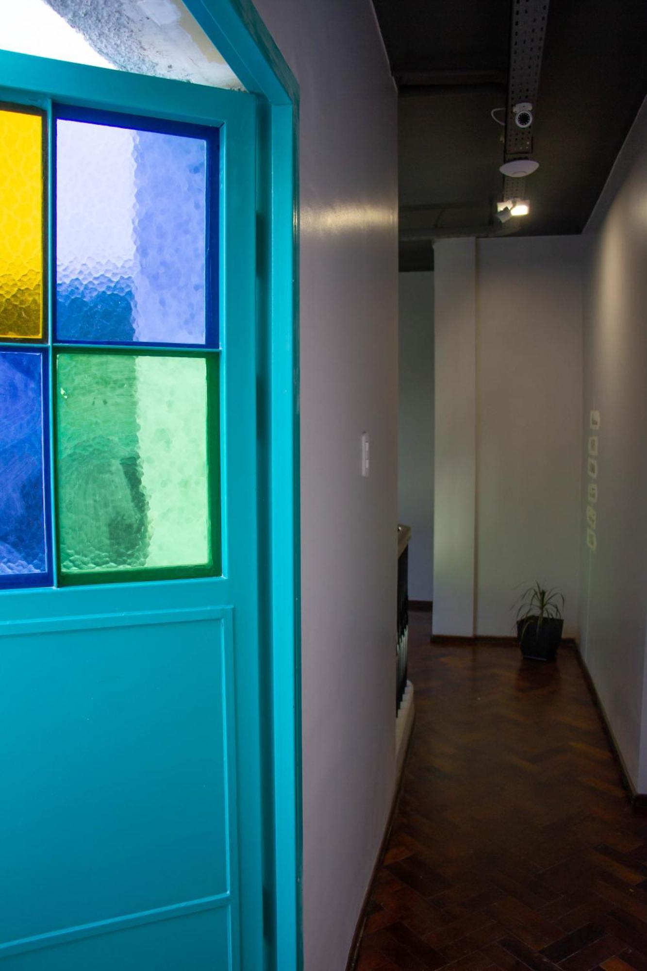 Sin Fin Hostel Мендоса Екстериор снимка