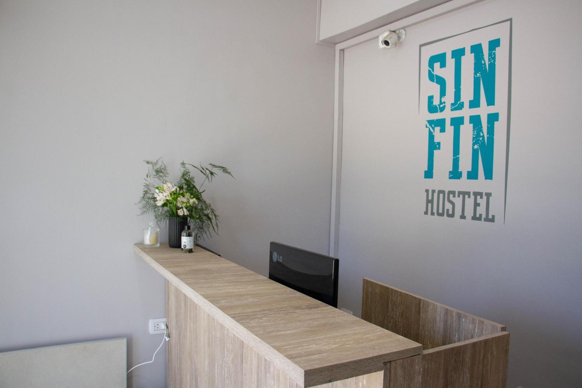Sin Fin Hostel Мендоса Екстериор снимка